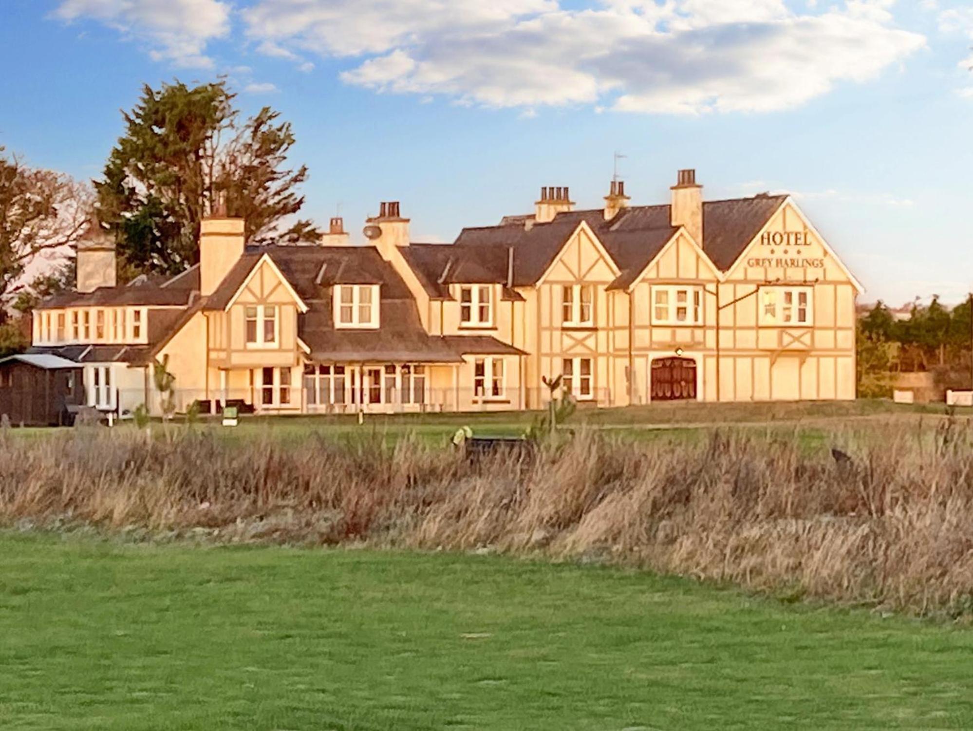 Grey Harlings Rooms Angus Exterior photo